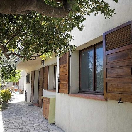Bas De Villa Au Calme 빌뇌브루베 외부 사진